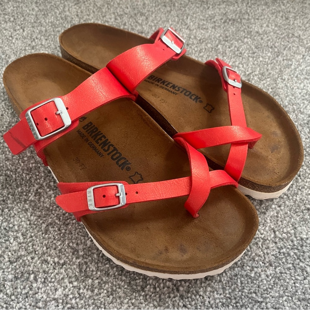 Birkenstock Mayari sandals